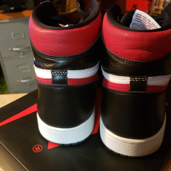 Nike Jordan 1 OG 13 Gym Red - Picture 4 of 6